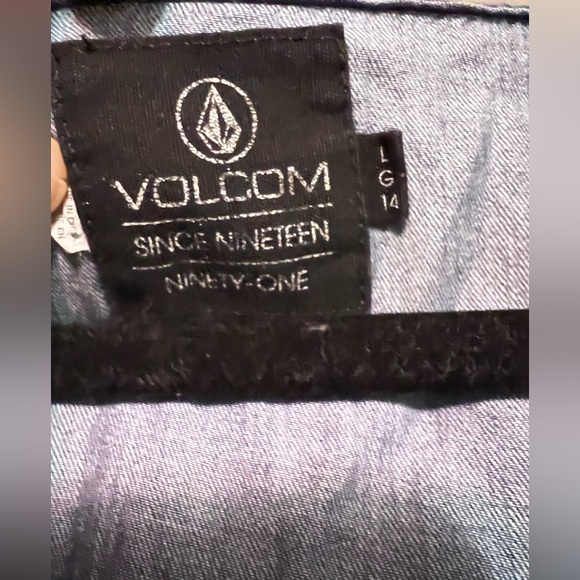 Volcom Zip Up Jacket - Picture 5 of 9